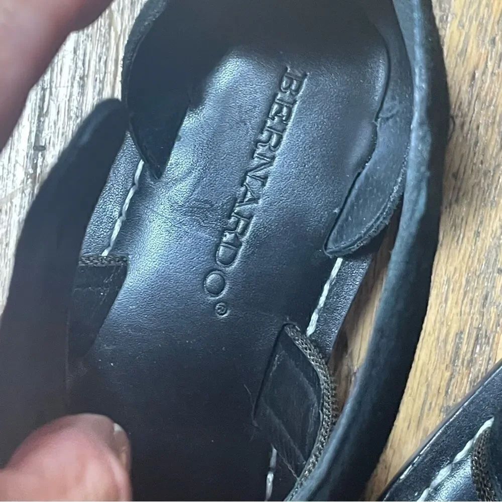 COPY - BERNARDO SANDALS - Picture 3 of 5